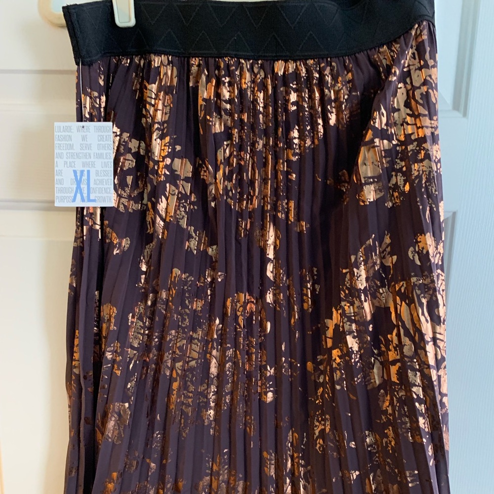 Elegant Jill skirt - NWT